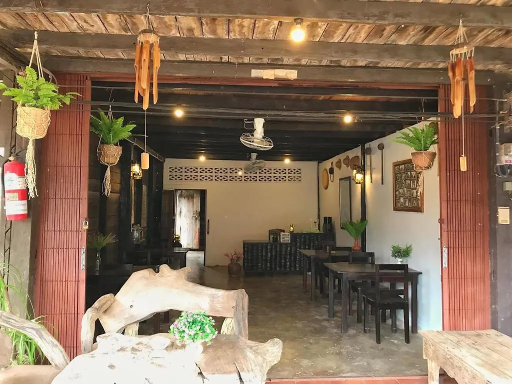 בית נופש קו לנטה Copa Lanta Guesthouse תאילנד